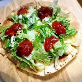 メキシカンサラダピザ