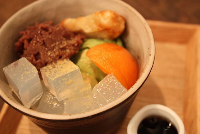 あんみつ（530円）