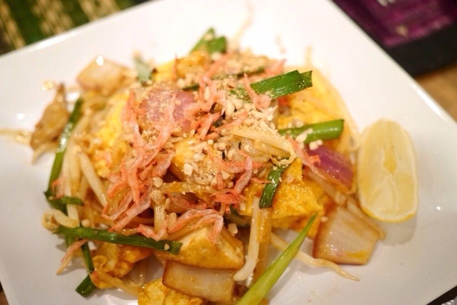 パッタイ -タイの焼きそば-（900円）