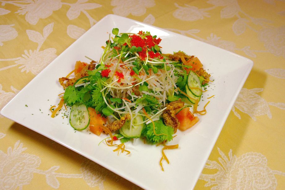 自家製ぶどうの木うちのサラダ（880）