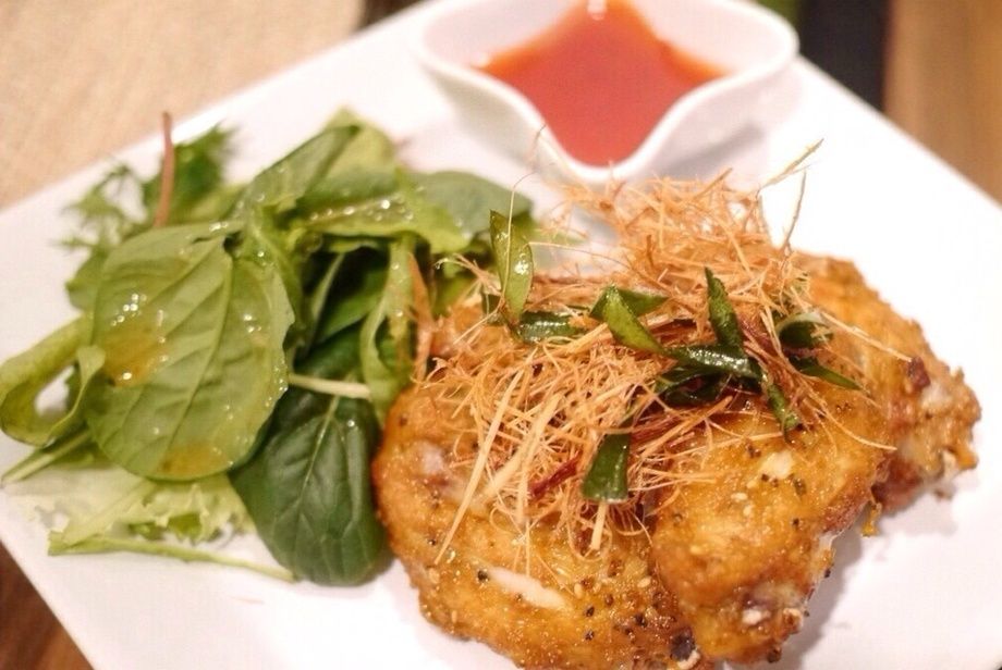 ガイトートタクライ -鶏のレモングラス唐揚げ-（750円）