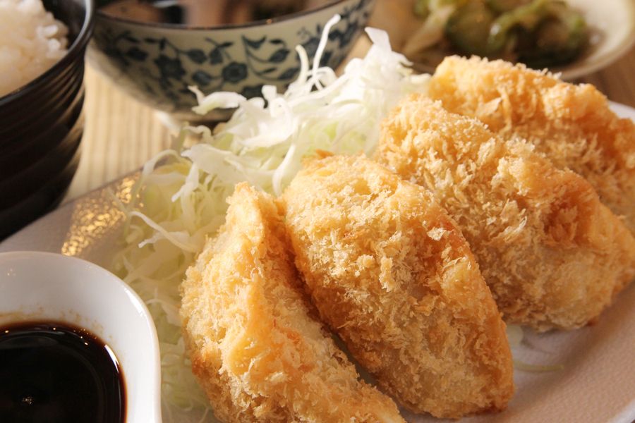 餃子カツ 6〜7人前 20個〜 (1個95円)