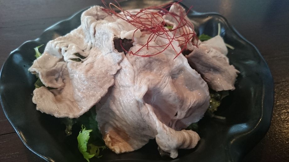 石垣島産みやぶたの冷製しゃぶしゃぶサラダ