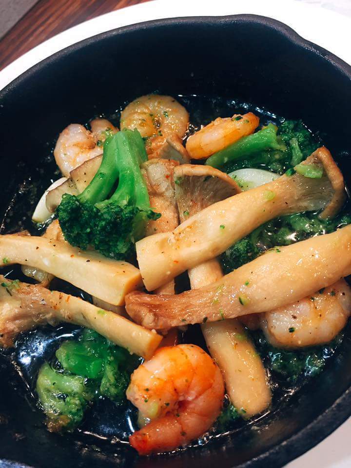 おでん屋なのにアヒージョ