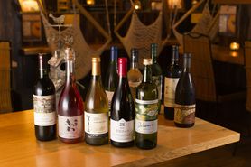 全国から取り寄せた日本ワイン50種類