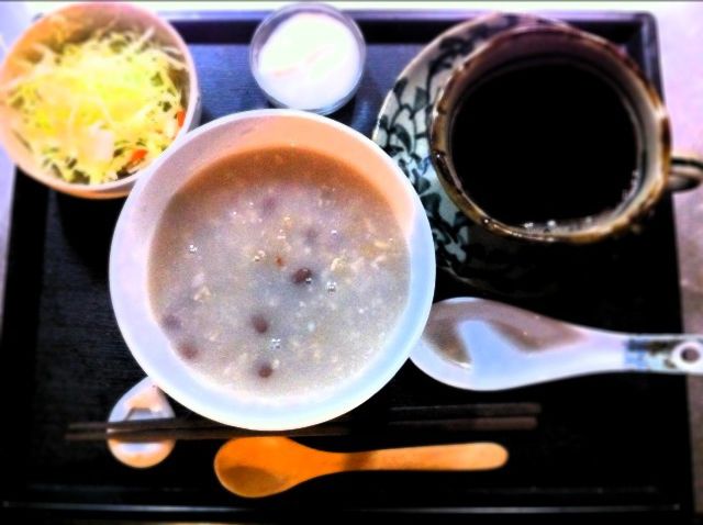 薬膳粥セット（820円）