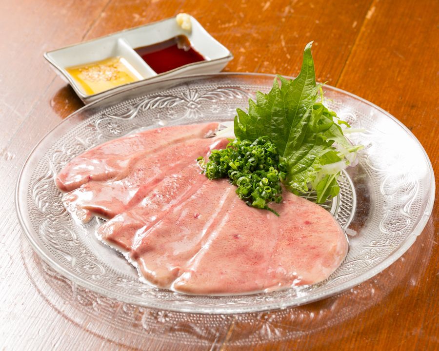 えい肝刺し（８９９円）