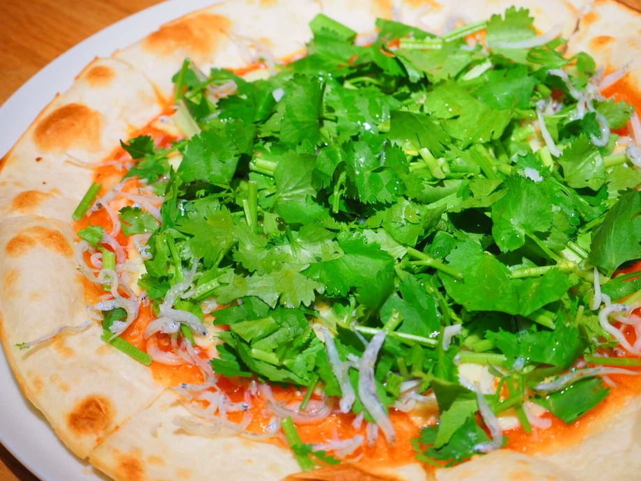 バルエルオリジナル！ シラスとパクチーのピッツァ☆