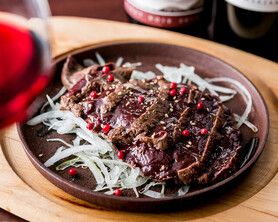 レバー　レアステーキ