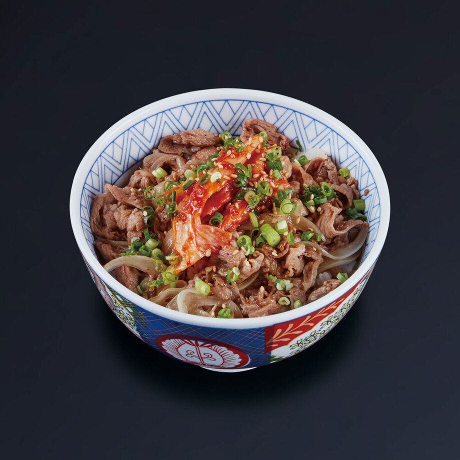 焼きラム丼・キムチのせ（ハーフ：450円／並：600円／大：700円）