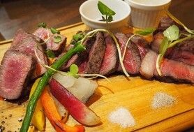 炭火焼き肉盛りプレート