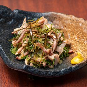 新鮮ガツ刺と九条葱の生姜醤油和え