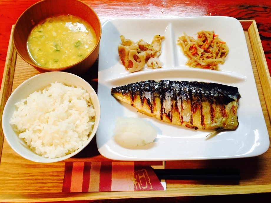 さばの塩焼き定食（650）