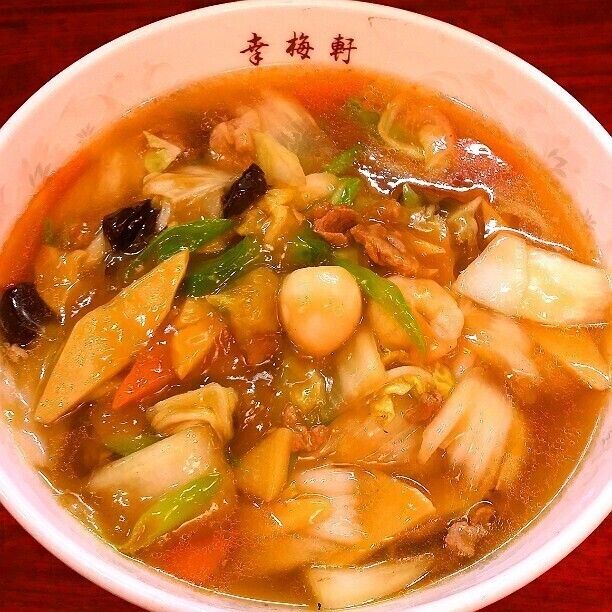 八宝菜ラーメン（800円）