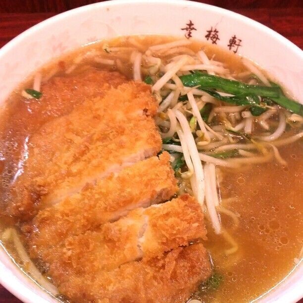 カツラーメン（750円）
