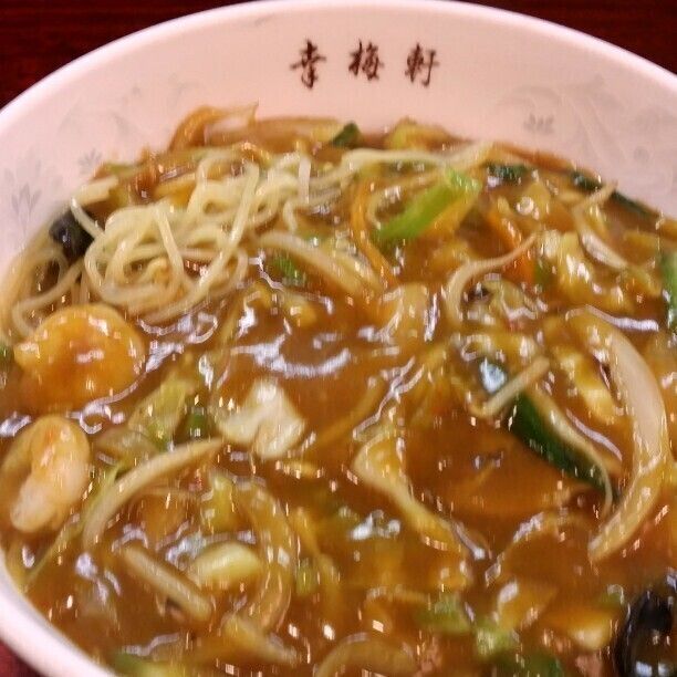 カレーラーメン（750円）