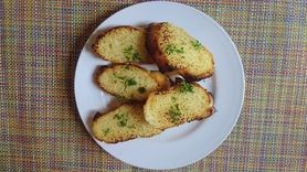 ガーリックトースト