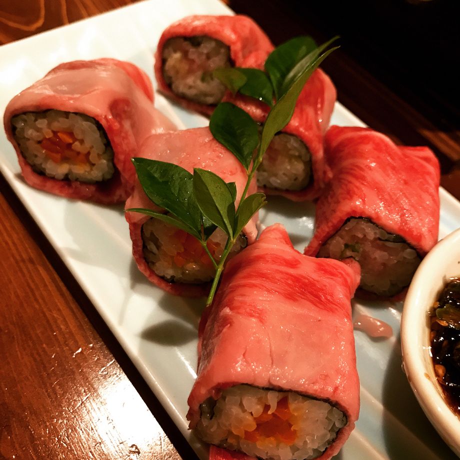 【網焼き】肉巻き寿司　ねぎとろ（800円）