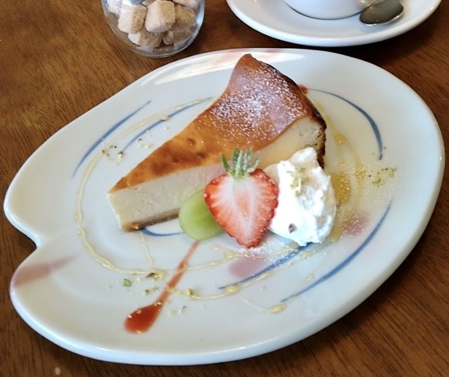 チーズケーキ（¥700）