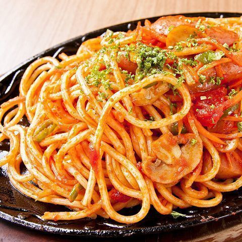 鉄板ナポリタン（780円）