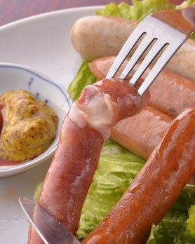 肉祭り　第３弾！　「ソーセージ食べ放題」９０分２２００円　3/13～16日16時～22時30分