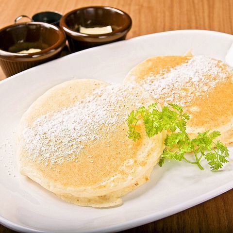 フワフワの多摩川パンケーキ（650円）