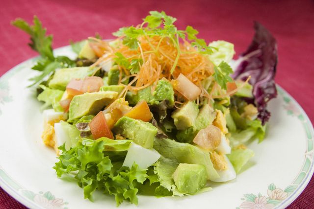 アボカドサラダ（480円）