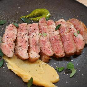 黒豚肩ロースのソテー