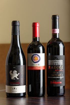 コンティゼッカ　ネロ　（プーリア州）