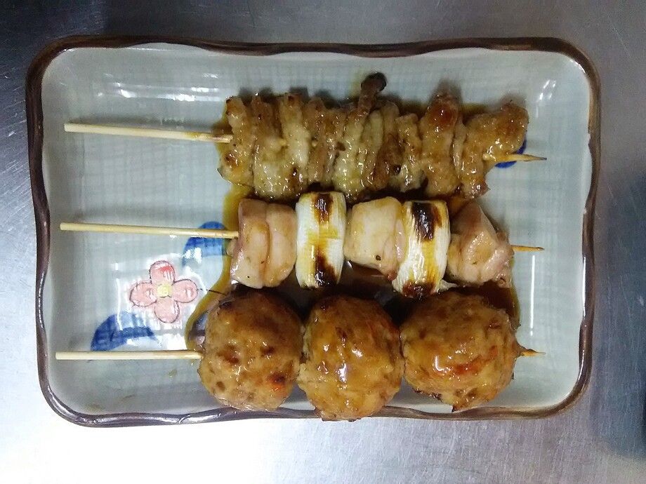 焼鳥（180円～各種）