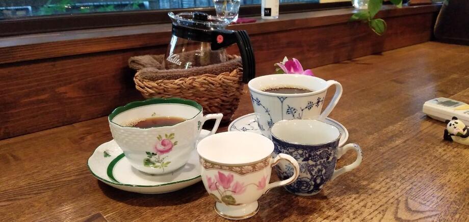 ストレートコーヒー（990円～）