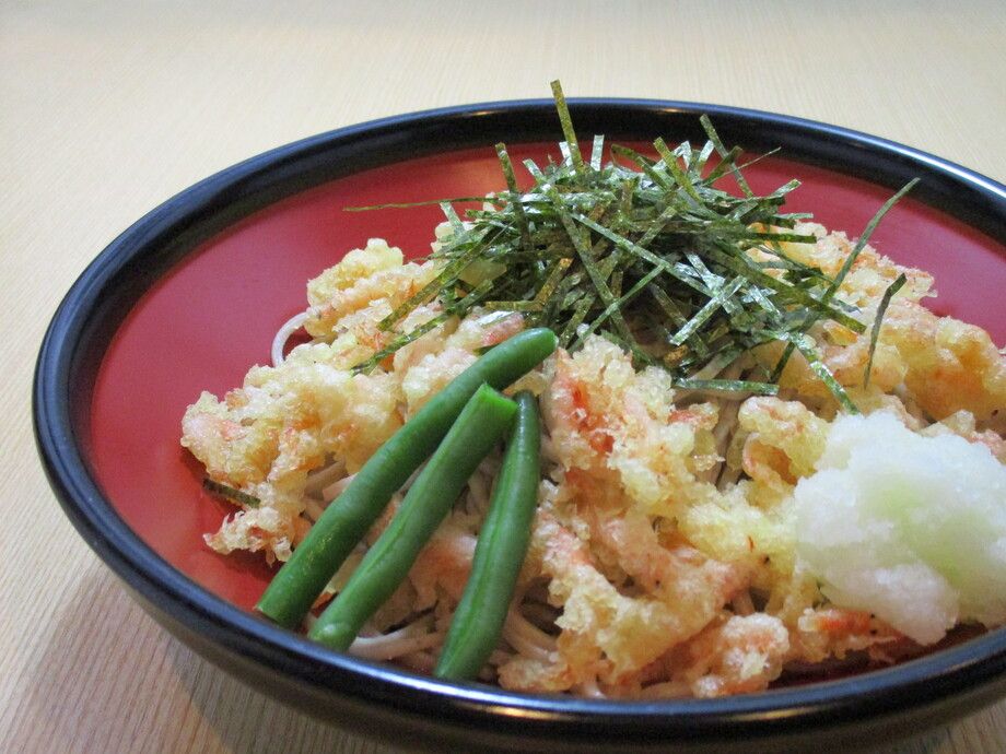 桜そば（946円）