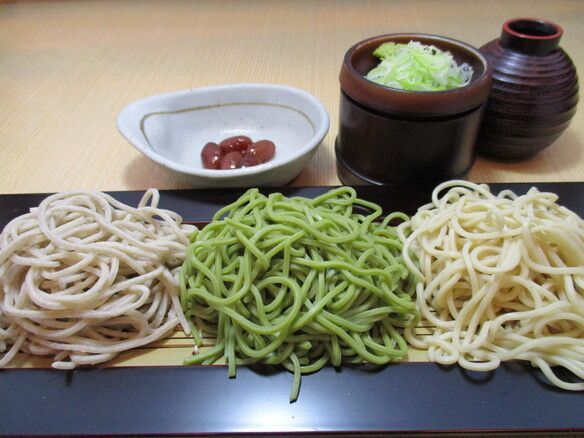 三色そば