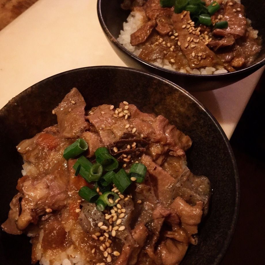 ホルモンライス（780円）