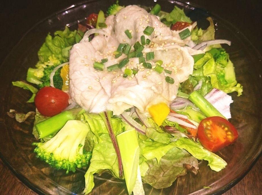 豚肉のしゃぶしゃぶサラダ