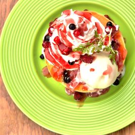 ハワイアンミルフィーユタワーパンケーキ～ふわふわホイップとバニラアイス添え～