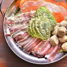 クリーミーアボカドミルク鍋