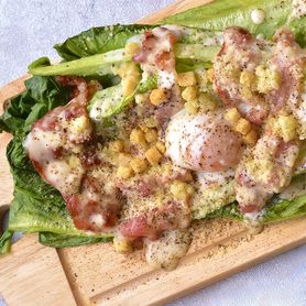 焼きロメイン チーズサラダ