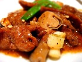 牛ハラミのブラックペッパーソース