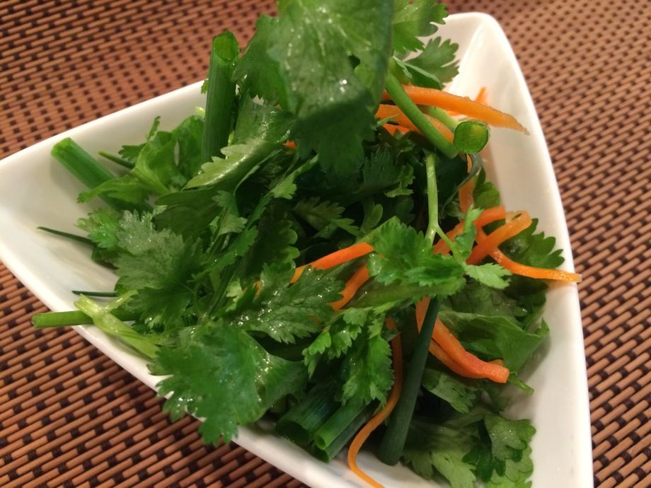 パクチーサラダ（780）