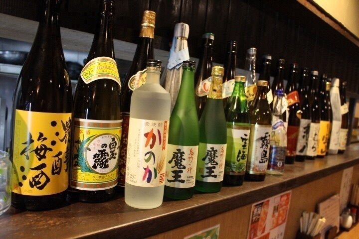 ボトル 黒霧島（芋）、白霧島（芋）、二階堂（麦）雲海（そば）900ml（2300）