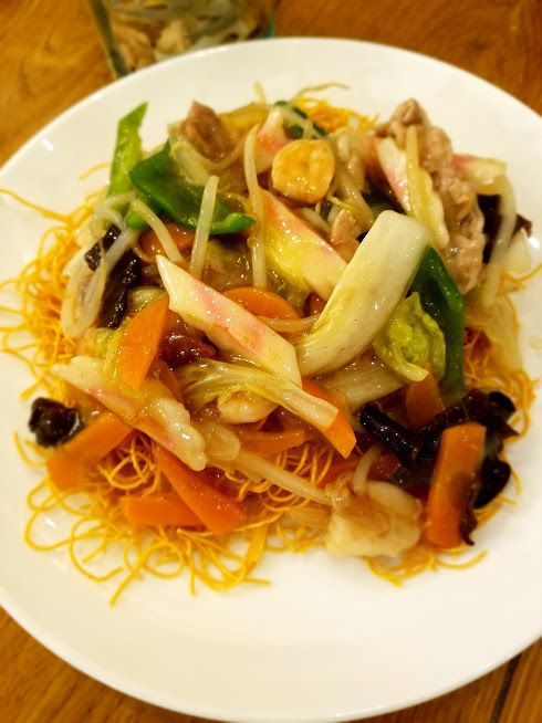 野菜たっぷり皿うどん（650円）