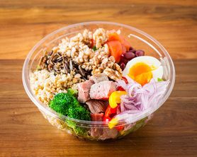 スパイシービーフライスサラダ