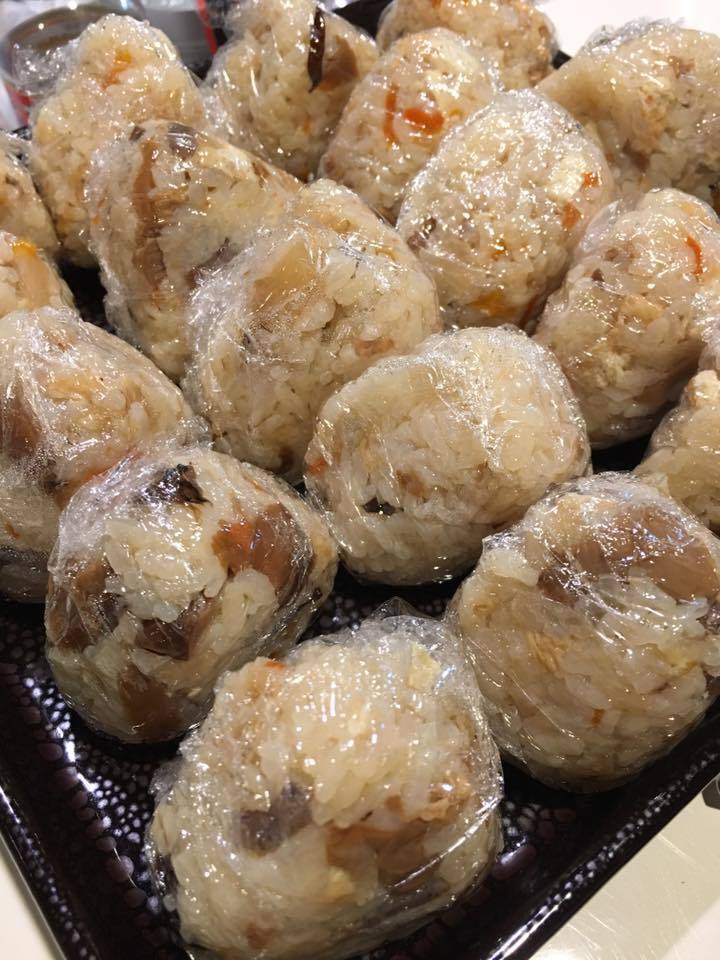 たきこみごはんおにぎり（200）