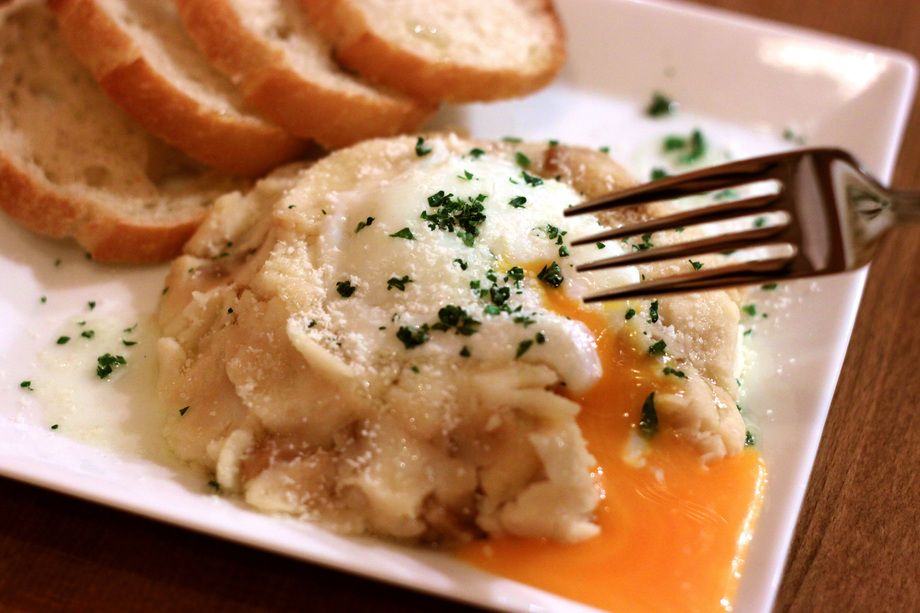 店長力作！スモーキーポテトサラダ（580円）