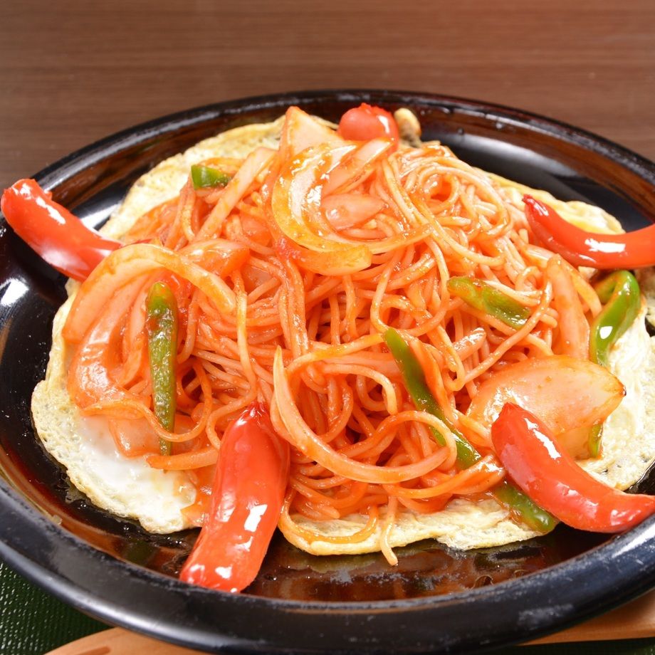 鎌倉カフェ自慢のナポリタン（700円）