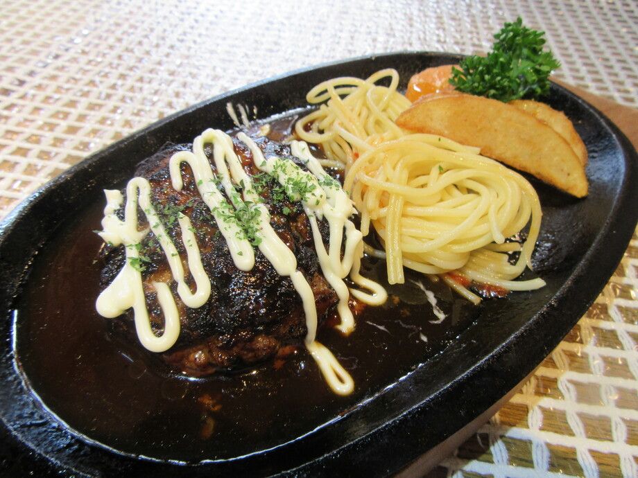 佐賀牛ハンバーグ照焼きマヨネーズソース