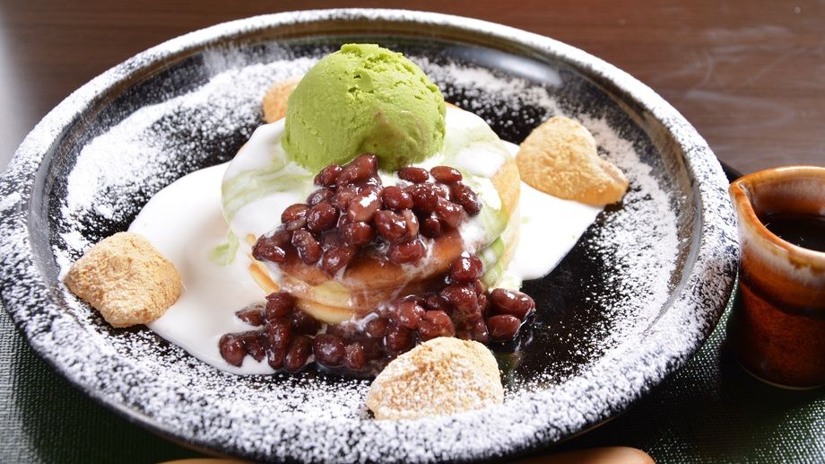 抹茶クリームパンケーキ（650円）