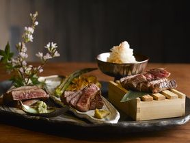 【記念日・誕生日に】A5黒毛和牛プレミアム・アニバーサリーコース（全11品）