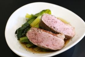 超厚切り鴨肉と青菜の炊いたん